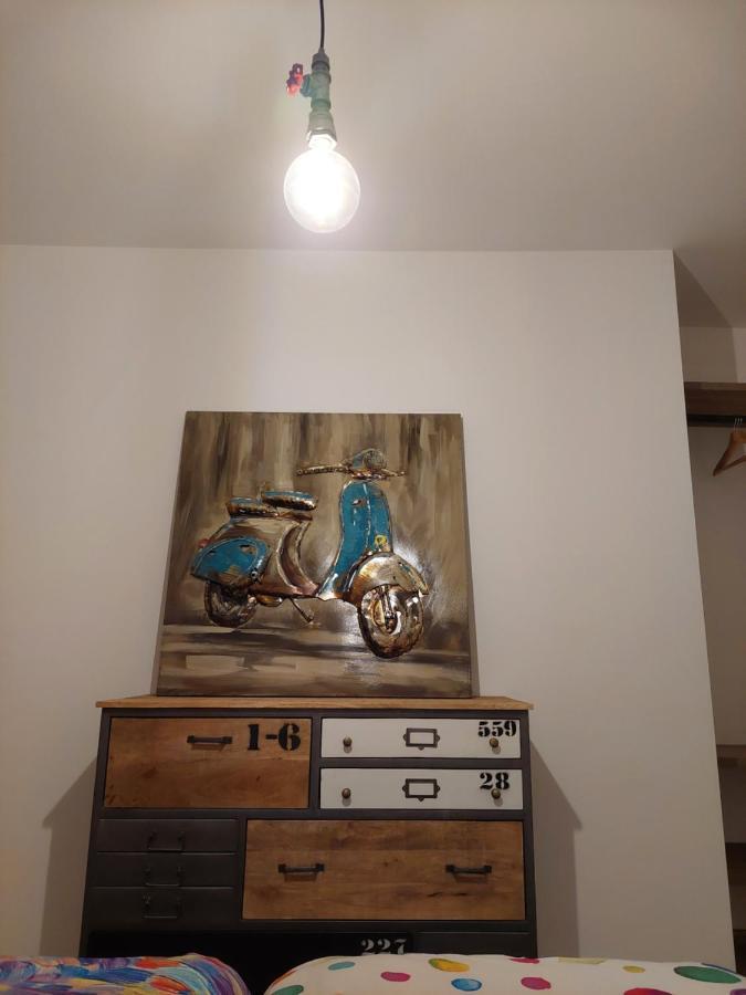 La Bougainville - Luxury Apartment Torbole Sul Garda Bagian luar foto