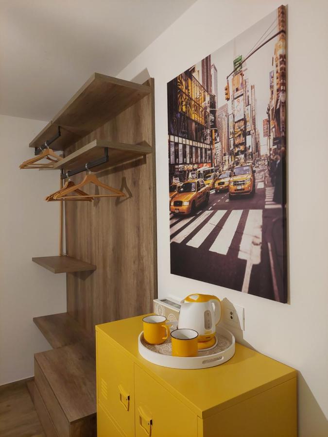La Bougainville - Luxury Apartment Torbole Sul Garda Bagian luar foto
