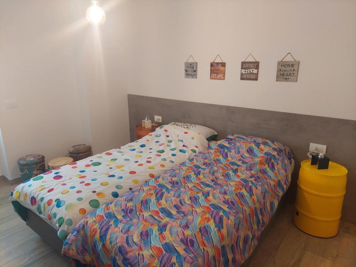 La Bougainville - Luxury Apartment Torbole Sul Garda Bagian luar foto